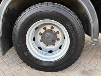 2015-renault-d-1444425-46720493