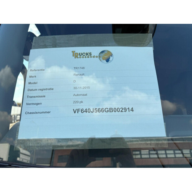 2015 Renault D-46720495