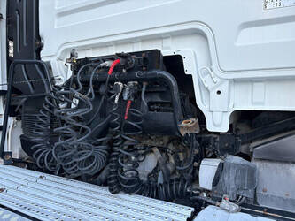 2017-man-tgx-18-480-1444426-46720523