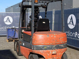 2001-toyota-fbmf25-1444427-46720557