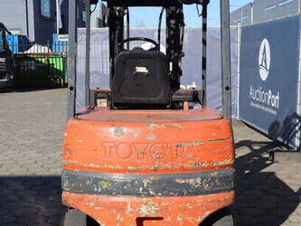 2001-toyota-fbmf25-1444427-46720558