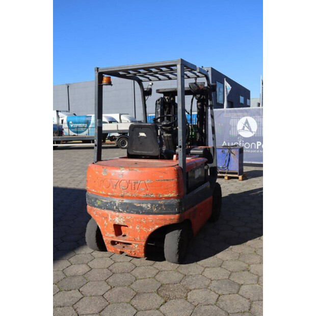 2001 Toyota FBMF25-46720559