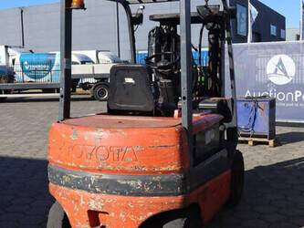 2001-toyota-fbmf25-1444427-46720559