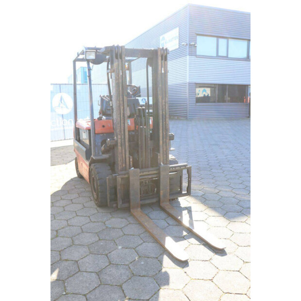 2001 Toyota FBMF25-46720560