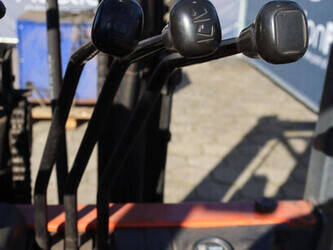 2001-toyota-fbmf25-1444427-46720579