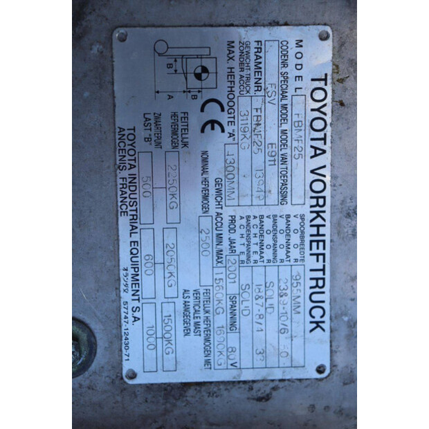 2001 Toyota FBMF25-46720582