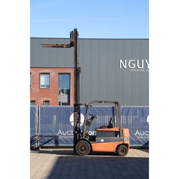 2001 Toyota FBMF25-46720586