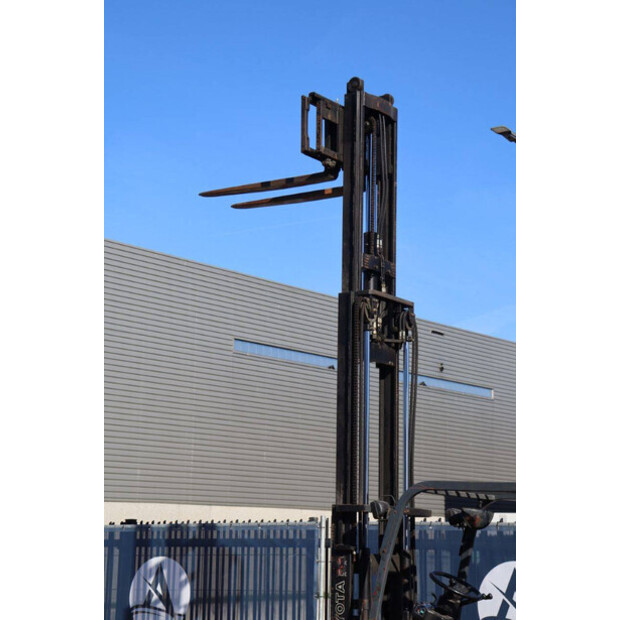 2001 Toyota FBMF25-46720588