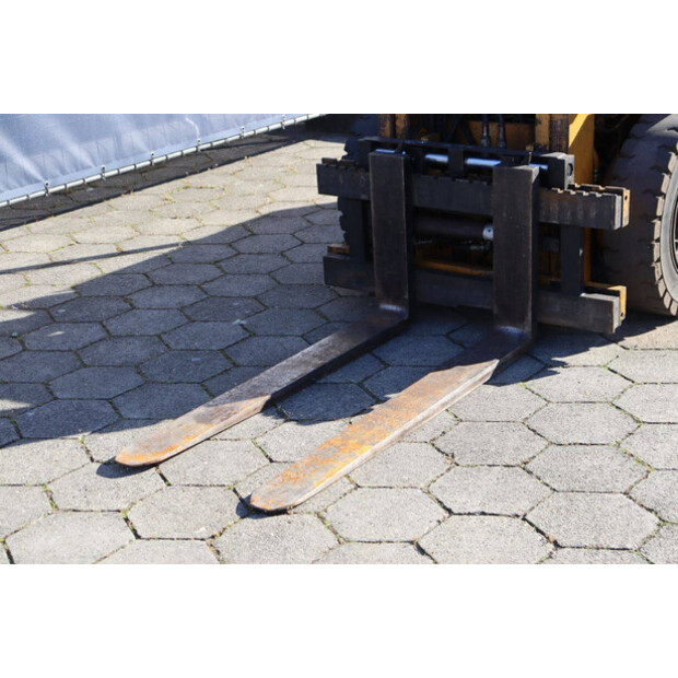 Komatsu FD20-7-46720604