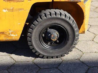 komatsu-fd20-7-1444428-46720609