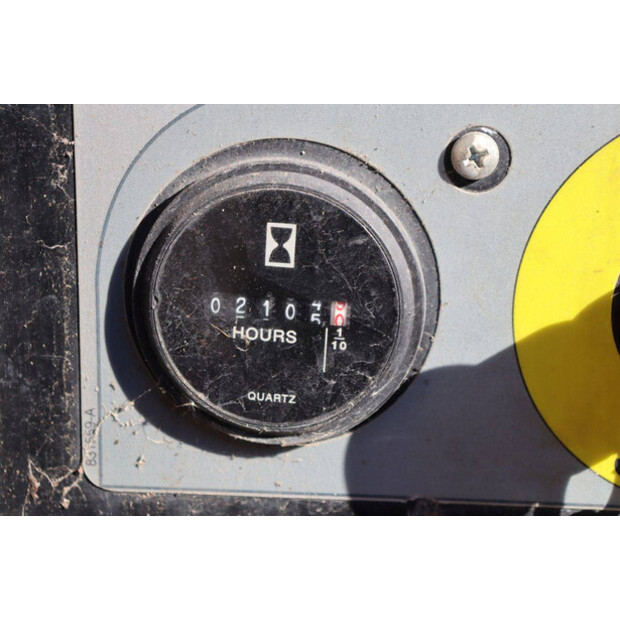 2011 مانيتو 120 SC-46720645