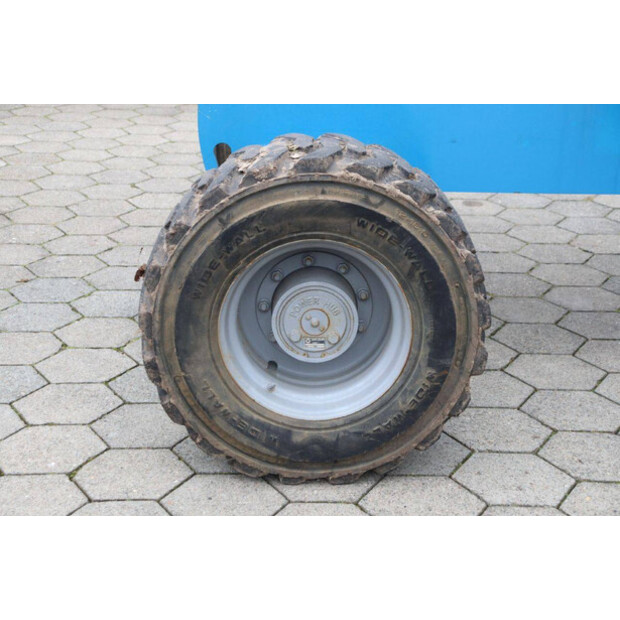 2013 جيني S-40-46720736