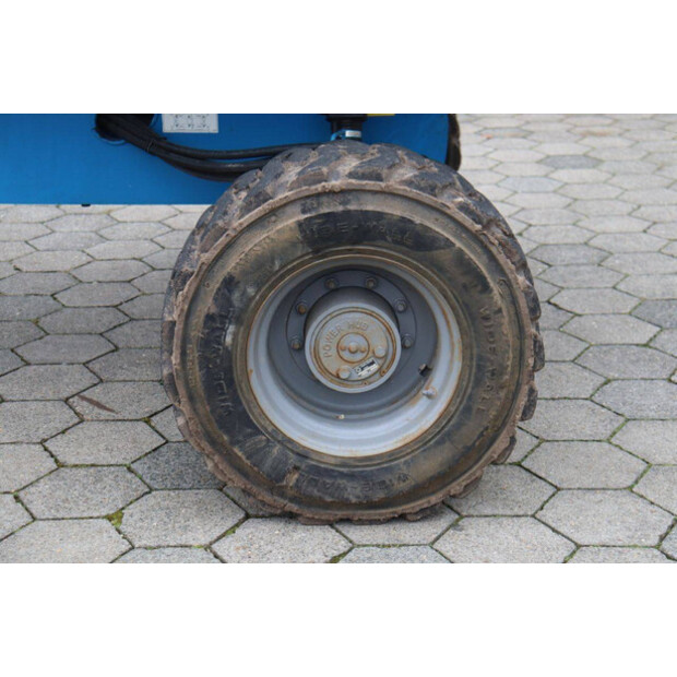 2013 جيني S-40-46720737