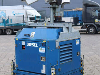 2012-cube-hydro-power-cube-1444439-46720948