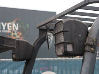 2005-toyota-7fbmf25-1444442-46721058