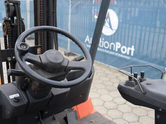 2005-toyota-7fbmf25-1444442-46721069