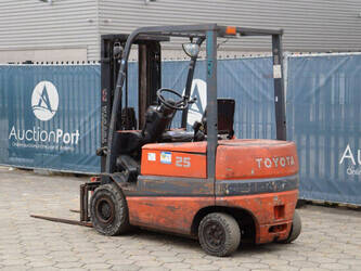 toyota-25-1444443-46721086