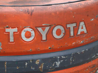 toyota-25-1444443-46721100