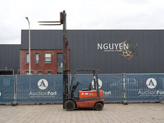 toyota-25-1444443-46721115