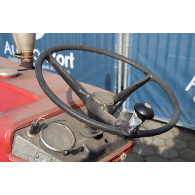 1972 ام سي كورمك 353-46721235