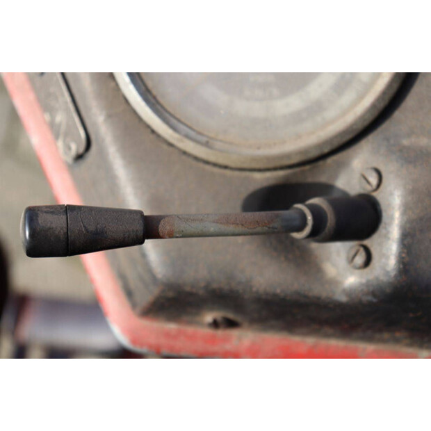 1972 ام سي كورمك 353-46721247