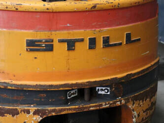 2001-still-r50-15-1444454-46721578