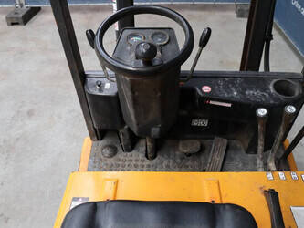 2001-still-r50-15-1444454-46721595