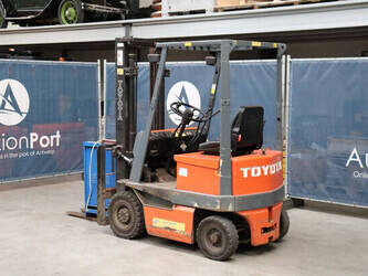 toyota-4fbl10-1444456-46721645