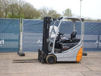 صورة ل رافعات شوكية 2006 ستيل RX 20-15