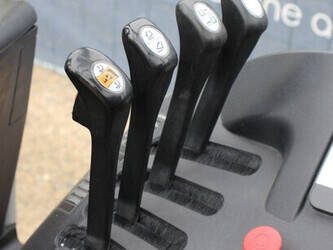 2006-still-rx-20-15-1444460-46721805