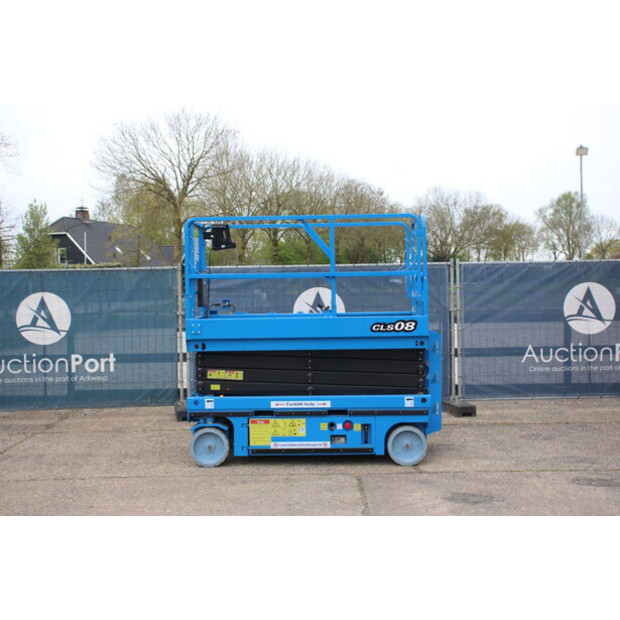 2025 AT CLS08-46721814