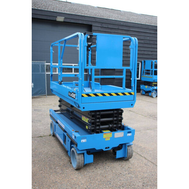 2025 AT CLS08-46721818