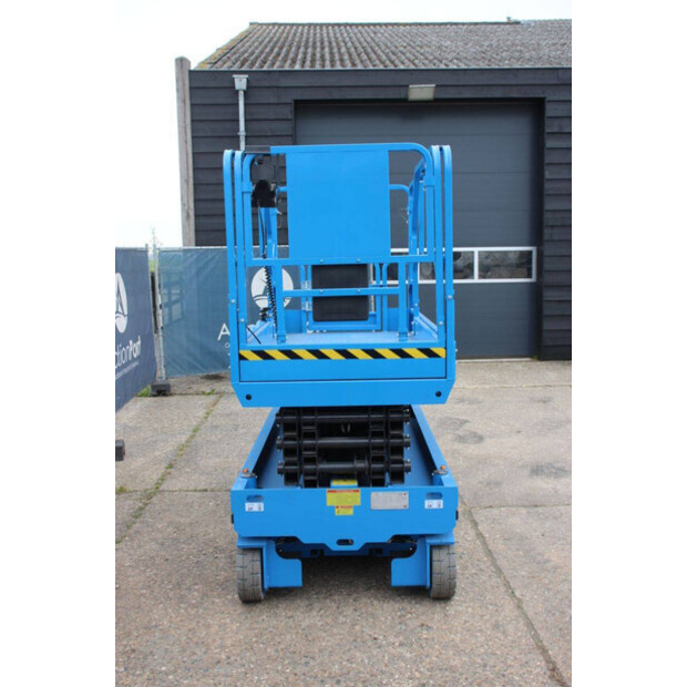 2025 AT CLS08-46721819