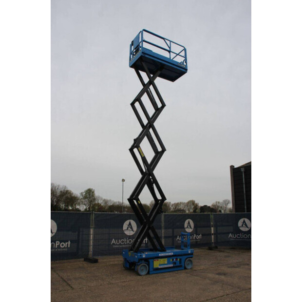 2025 AT CLS08-46721833