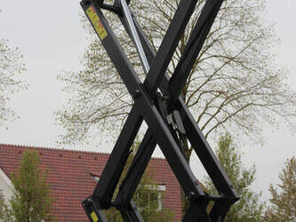 2025-at-cls08-46721838