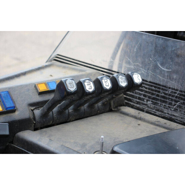 1998 MITSUBISHI RB 20-46721880