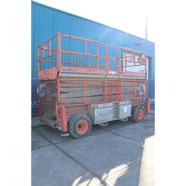 2007 سكايجاك SJ9250-141-46722055