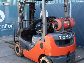 2019-toyota-02-8fgf18-1444470-46722079