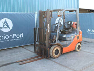 2019-toyota-02-8fgf18-1444470-46722084