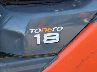 2019-toyota-02-8fgf18-1444470-46722091