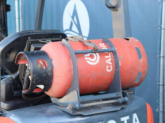 2019-toyota-02-8fgf18-1444470-46722095