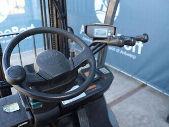 2019-toyota-02-8fgf18-1444470-46722105