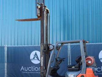 2019-toyota-02-8fgf18-1444470-46722116