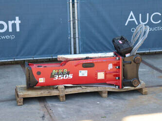 صورة ل المطارق 2025 كوماك KKB 350S للبيع في الإمارات العربيّة المتّحدة