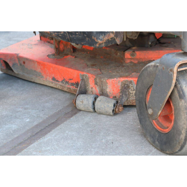 كوبوتا ZD326-46722292