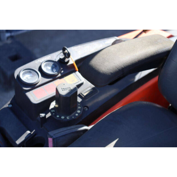 كوبوتا ZD326-46722306