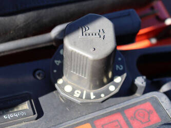 kubota-zd326-46722310