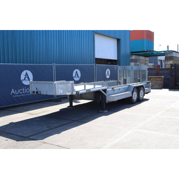 2022 VELDHUIZEN P33-2-46722314