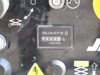 2010-jlg-4069le-1444480-46722423