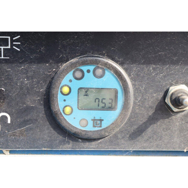 2010 هولوت COMPACT 14-46722449